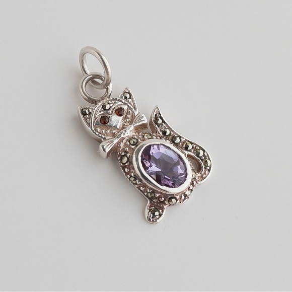 Vintage Sterling Silver Garnet Amethyst Marcasite Pendant Kitty Cat Feline - Picture 2 of 10